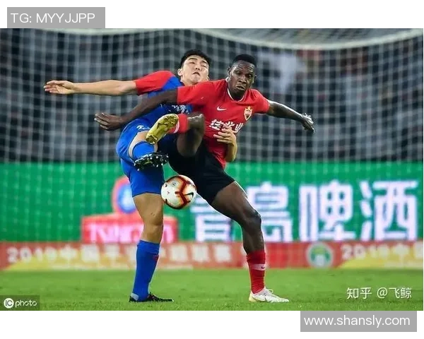 武汉足球队的崛起之路：从默默无闻到联赛强队的成长历程