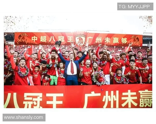 广州足球队速度之争引发热议球迷观点各异引发讨论 广州足球队速度之争引发热议球迷观点各异引发讨论