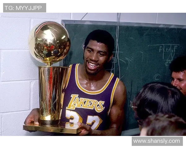 武汉篮球队的节奏与风格探讨:聚焦球队发展与战术创新 武汉篮球队的节奏与风格探讨:聚焦球队发展与战术创新